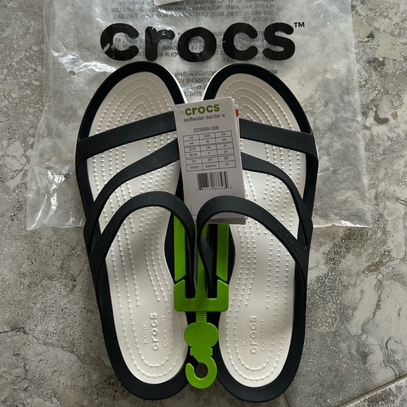 CROCS Shoes - Croc sandles